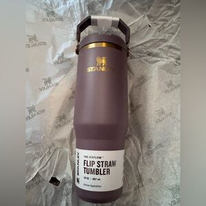 Stanley IceFlow™ Flip Straw Tumbler 30 oz. Cashmere (purple) with Gold Trim. NWT